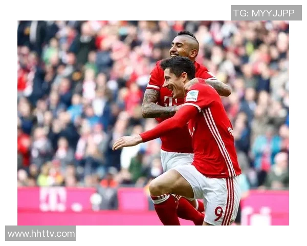 莱万重返安联球场引发拜仁球迷愤怒大嘘声称其忘恩负义 莱万重返安联球场引发拜仁球迷愤怒大嘘声称其忘恩负义