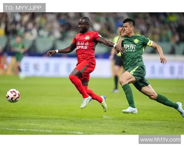 2014年北京国安与河南建业激战回顾精彩瞬间与赛季亮点分析 2014年北京国安与河南建业激战回顾精彩瞬间与赛季亮点分析