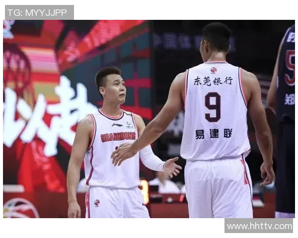 奥卢与卡亚尼激战正酣谁能在这场较量中笑到最后