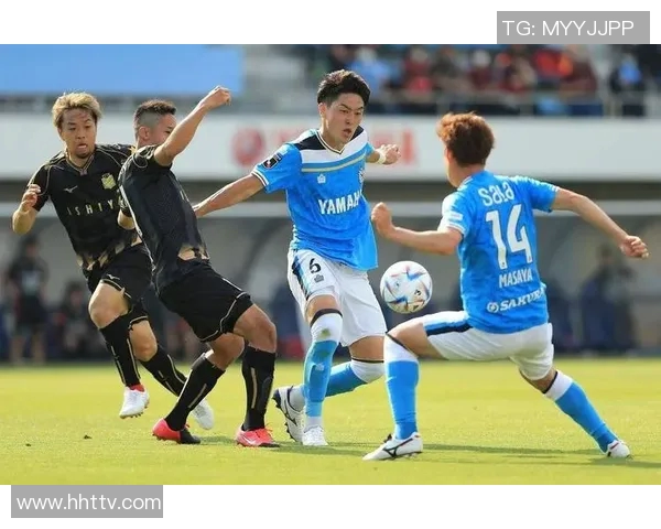 成都钱宝对阵辽宁直播精彩回顾与赛后分析全方位解读比赛亮点与球员表现 成都钱宝对阵辽宁直播精彩回顾与赛后分析全方位解读比赛亮点与球员表现