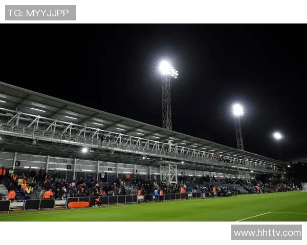 曼联与卢顿激战正酣赛果揭晓球迷热议精彩瞬间与未来展望