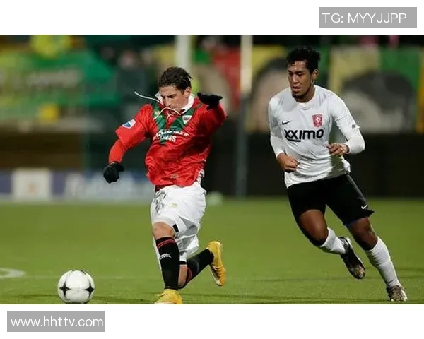 海牙与特温特对决前瞻分析双方近期状态及战术布局探讨 海牙与特温特对决前瞻分析双方近期状态及战术布局探讨