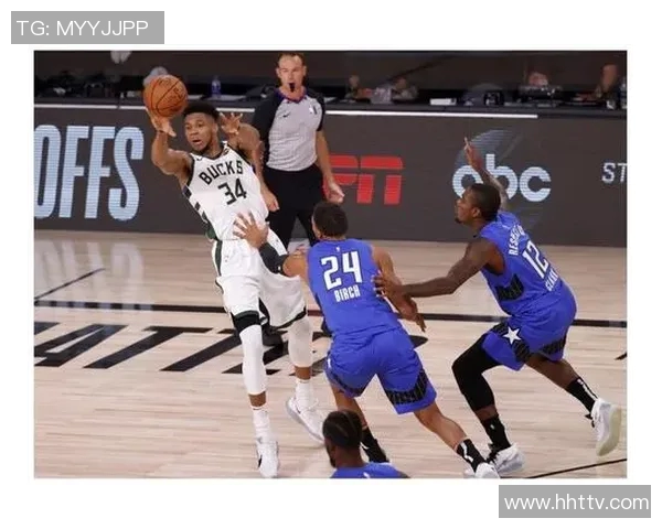 猛龙与雄鹿历史交锋战绩回顾及分析探讨