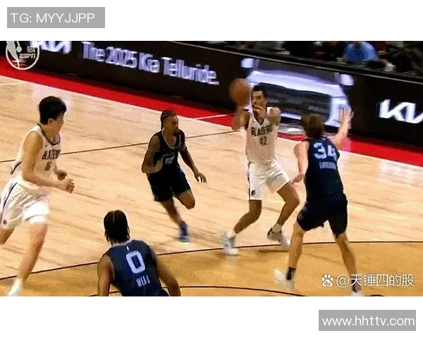 灰熊与勇士精彩对决全场比赛录像回顾与精彩瞬间分析