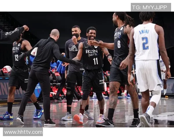 2019212篮网与猛龙激战正酣球迷见证精彩瞬间与精彩表现 2019212篮网与猛龙激战正酣球迷见证精彩瞬间与精彩表现