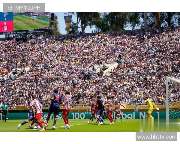 多特蒙德与巴黎圣日耳曼激战正酣比分悬念引发球迷热议 多特蒙德与巴黎圣日耳曼激战正酣比分悬念引发球迷热议