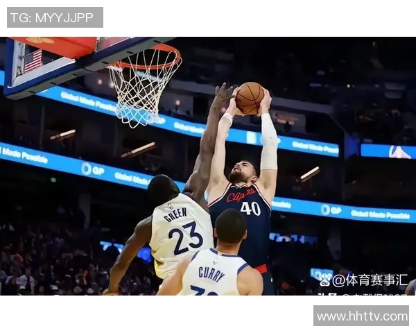 灰熊与金州勇士激战正酣谁将成为季后赛的黑马球队