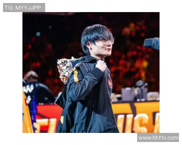 和平精英战术解析：IG战队如何巧妙运用防反策略